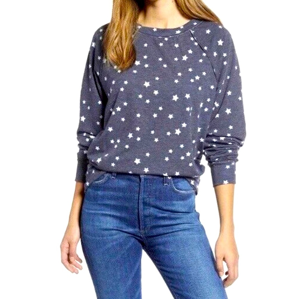 Navy star print top
